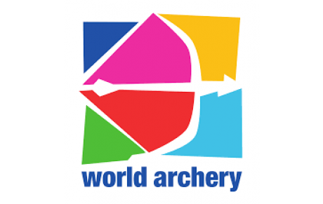Un Entraîneur du Club à la World Archery